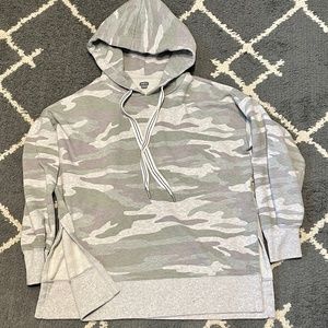 Aerie Camo Hoodie - Side Slits - Size SP